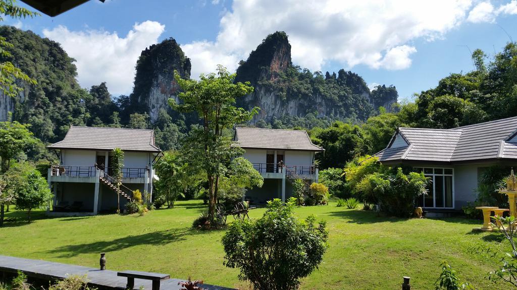 Montania Lifestyle Hotel Khao Sok National Park Esterno foto