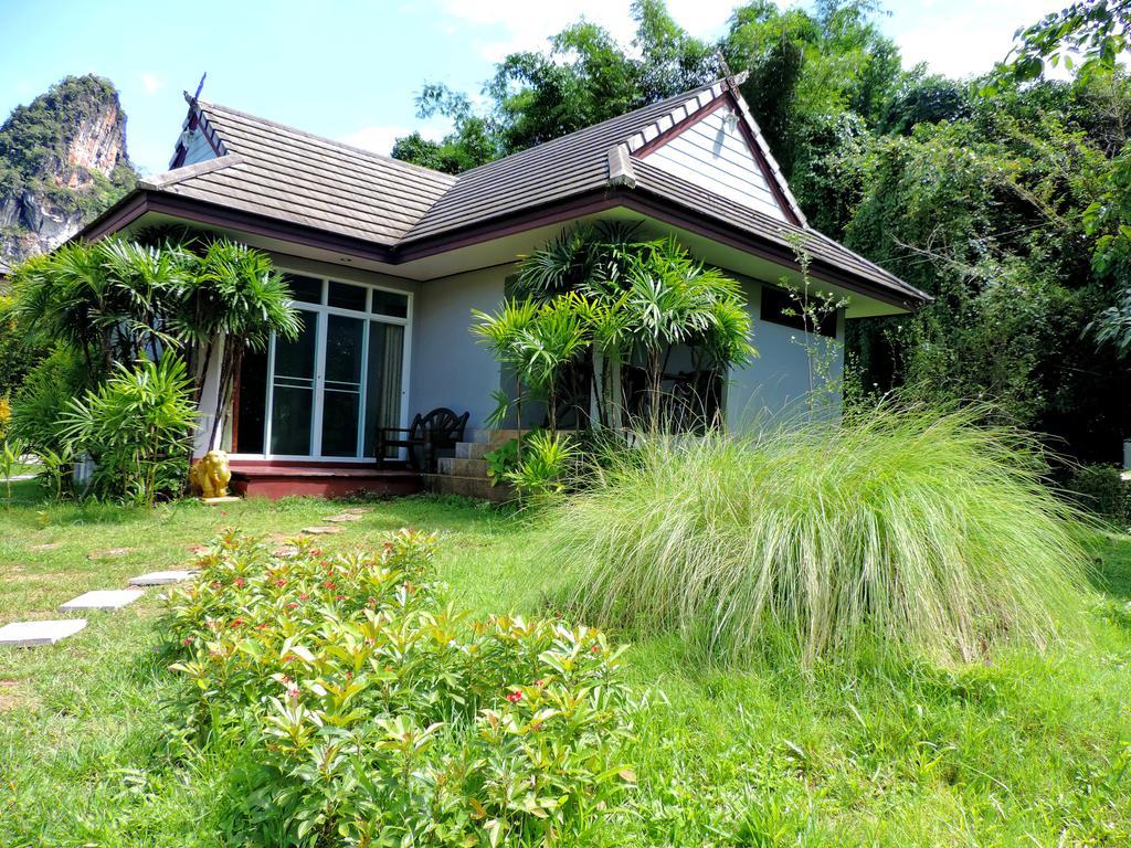 Montania Lifestyle Hotel Khao Sok National Park Esterno foto