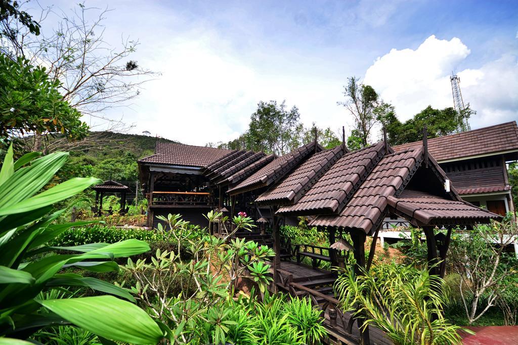 Montania Lifestyle Hotel Khao Sok National Park Esterno foto