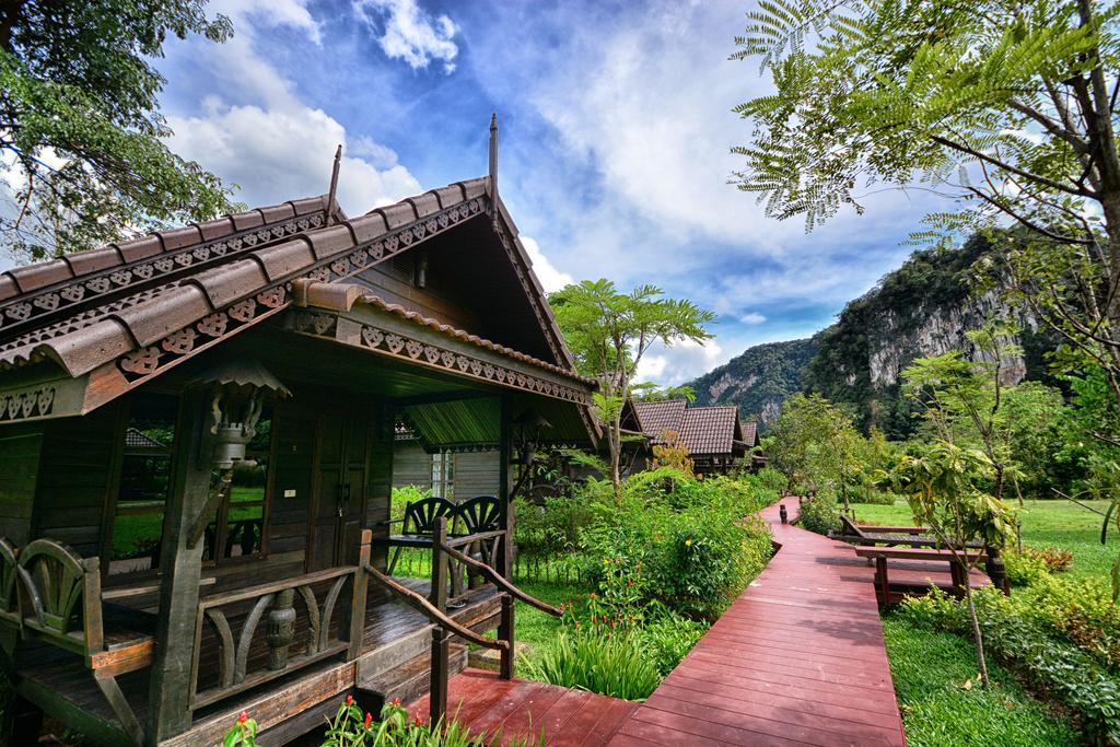 Montania Lifestyle Hotel Khao Sok National Park Esterno foto