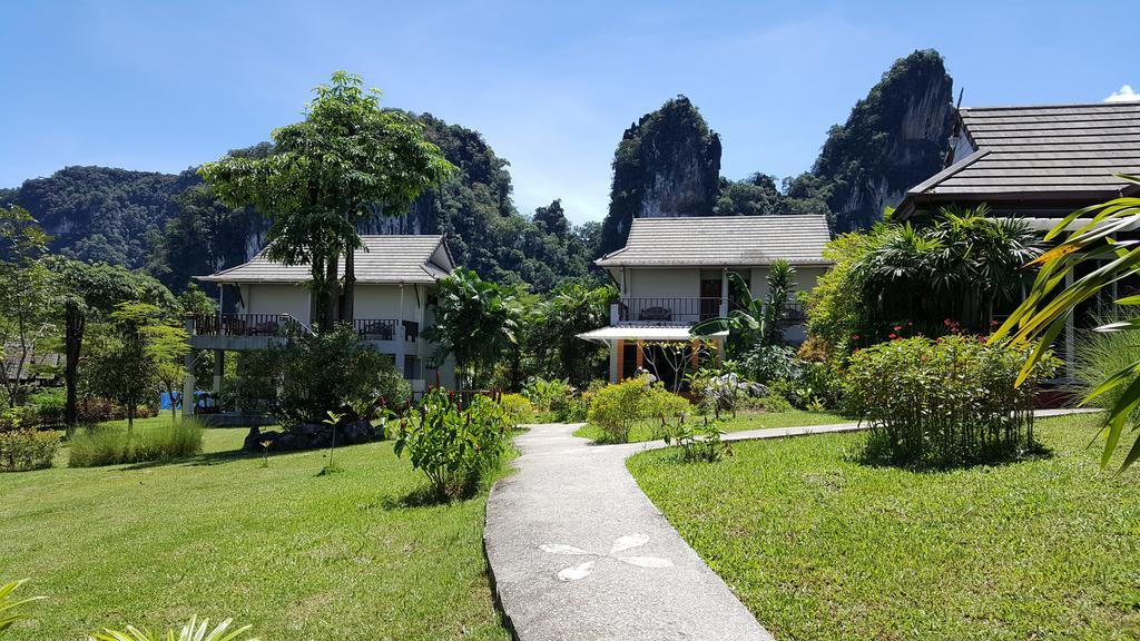 Montania Lifestyle Hotel Khao Sok National Park Esterno foto