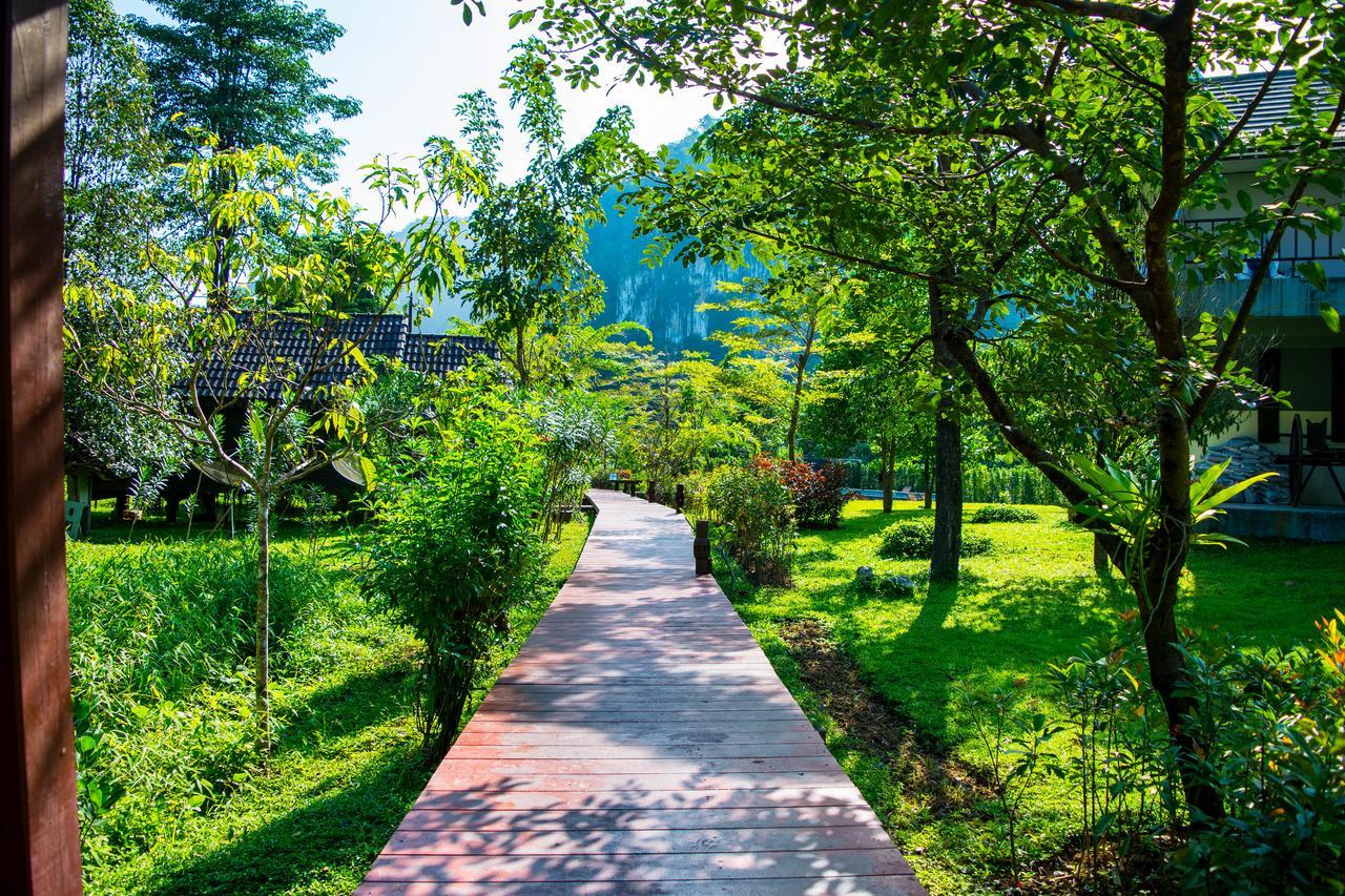Montania Lifestyle Hotel Khao Sok National Park Esterno foto