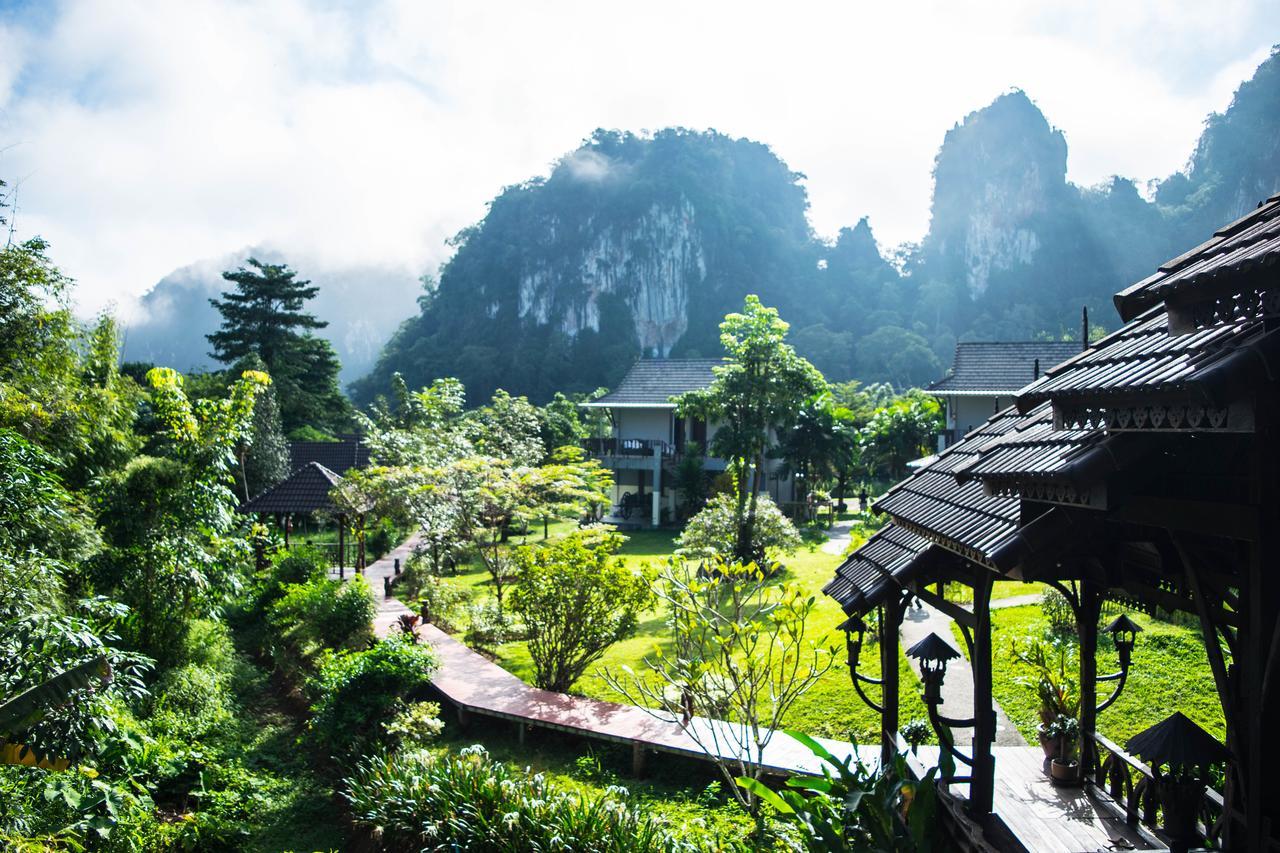 Montania Lifestyle Hotel Khao Sok National Park Esterno foto